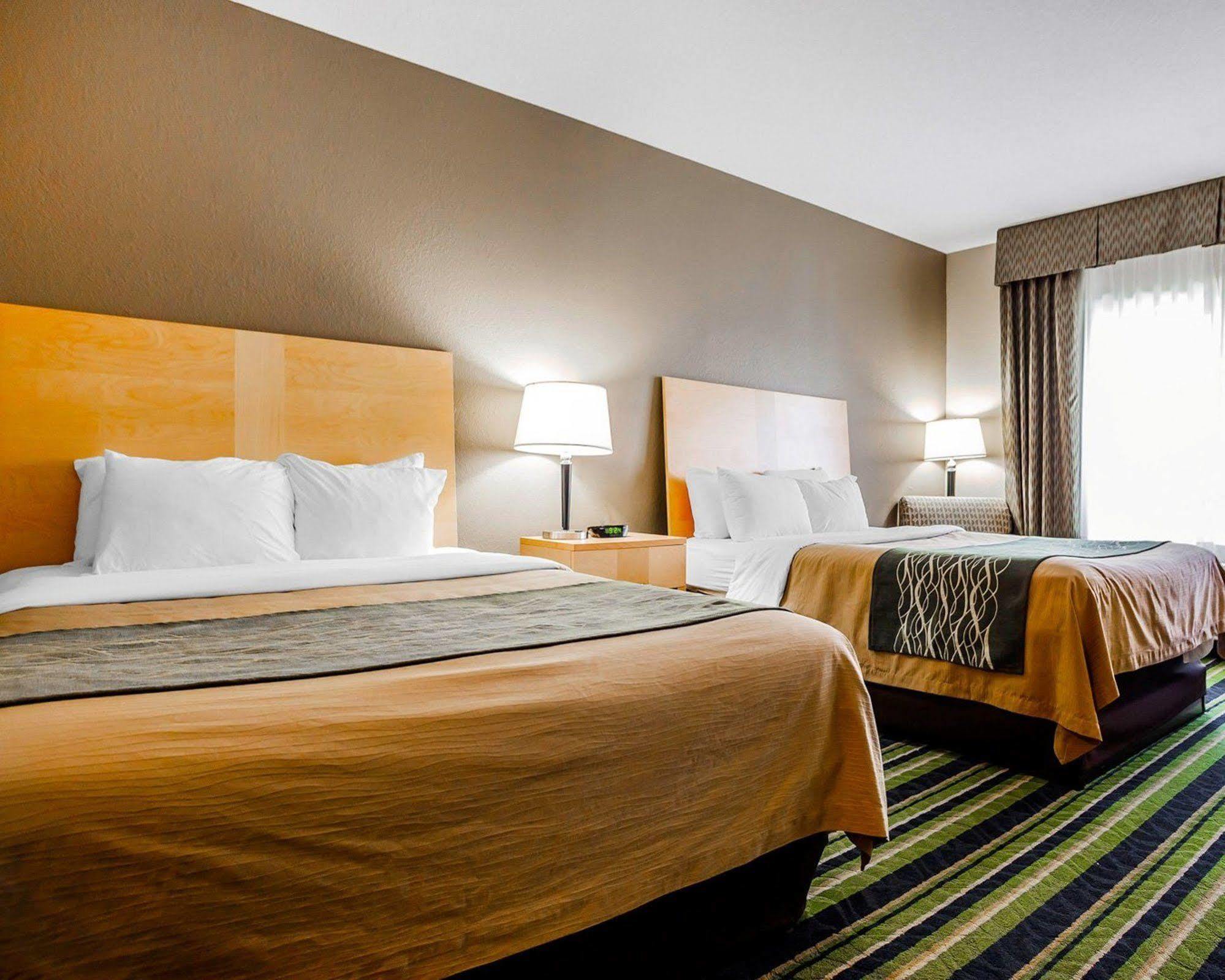 Comfort Inn Kansas City / Airport Eksteriør bilde