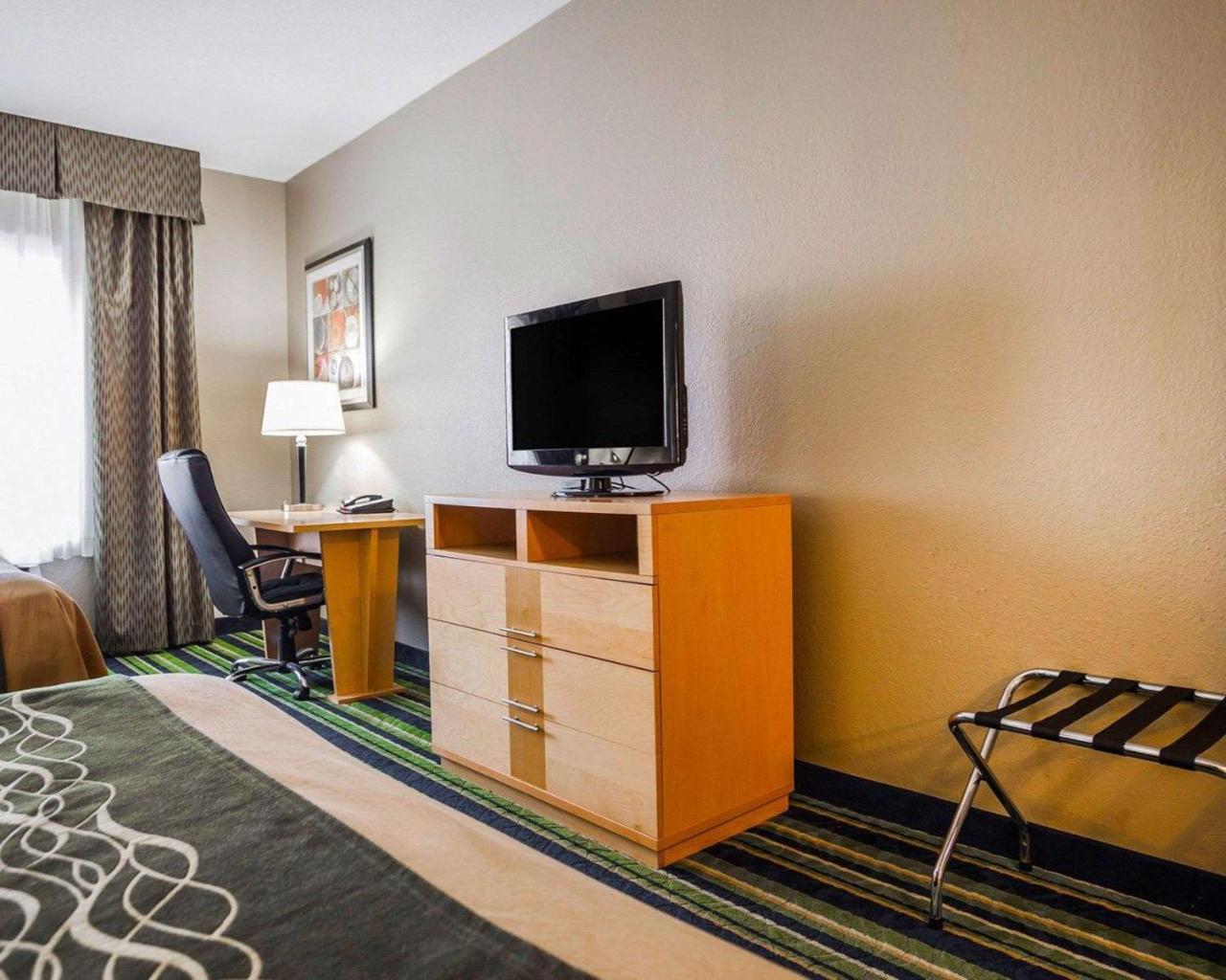 Comfort Inn Kansas City / Airport Eksteriør bilde